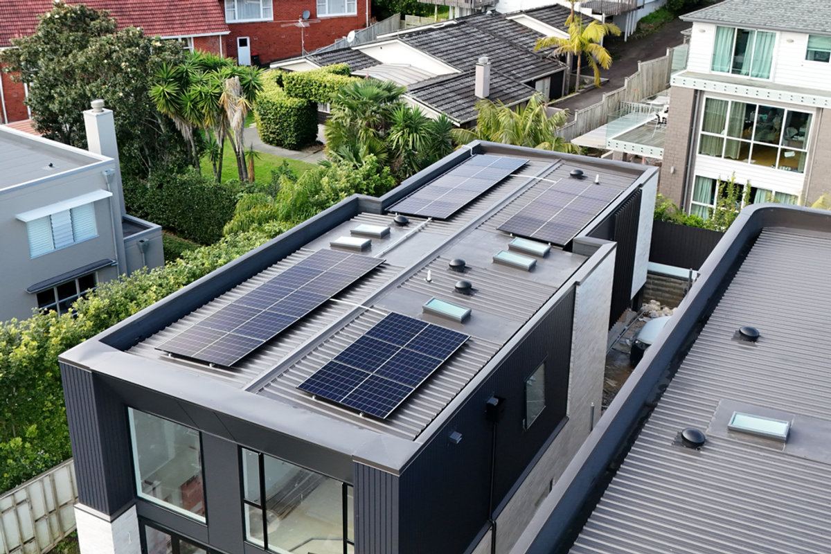 Big Energy Retailers to Face New Rules: What It Means for Solar Customers