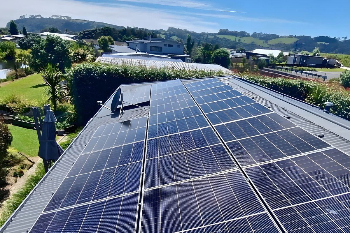 Energy Independence on the Coast: Cooks Beach Home Goes Solar